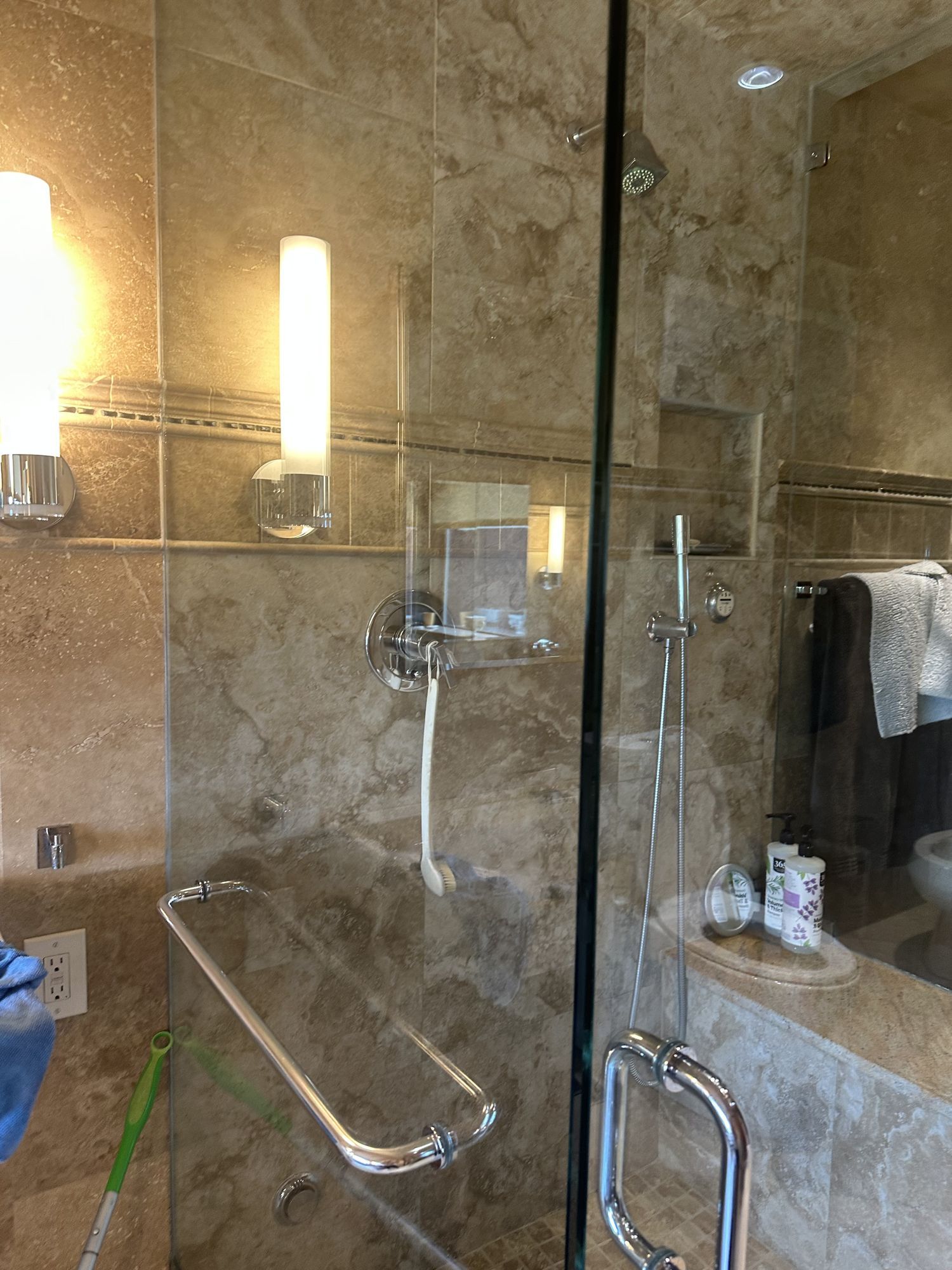 apartment cleaning